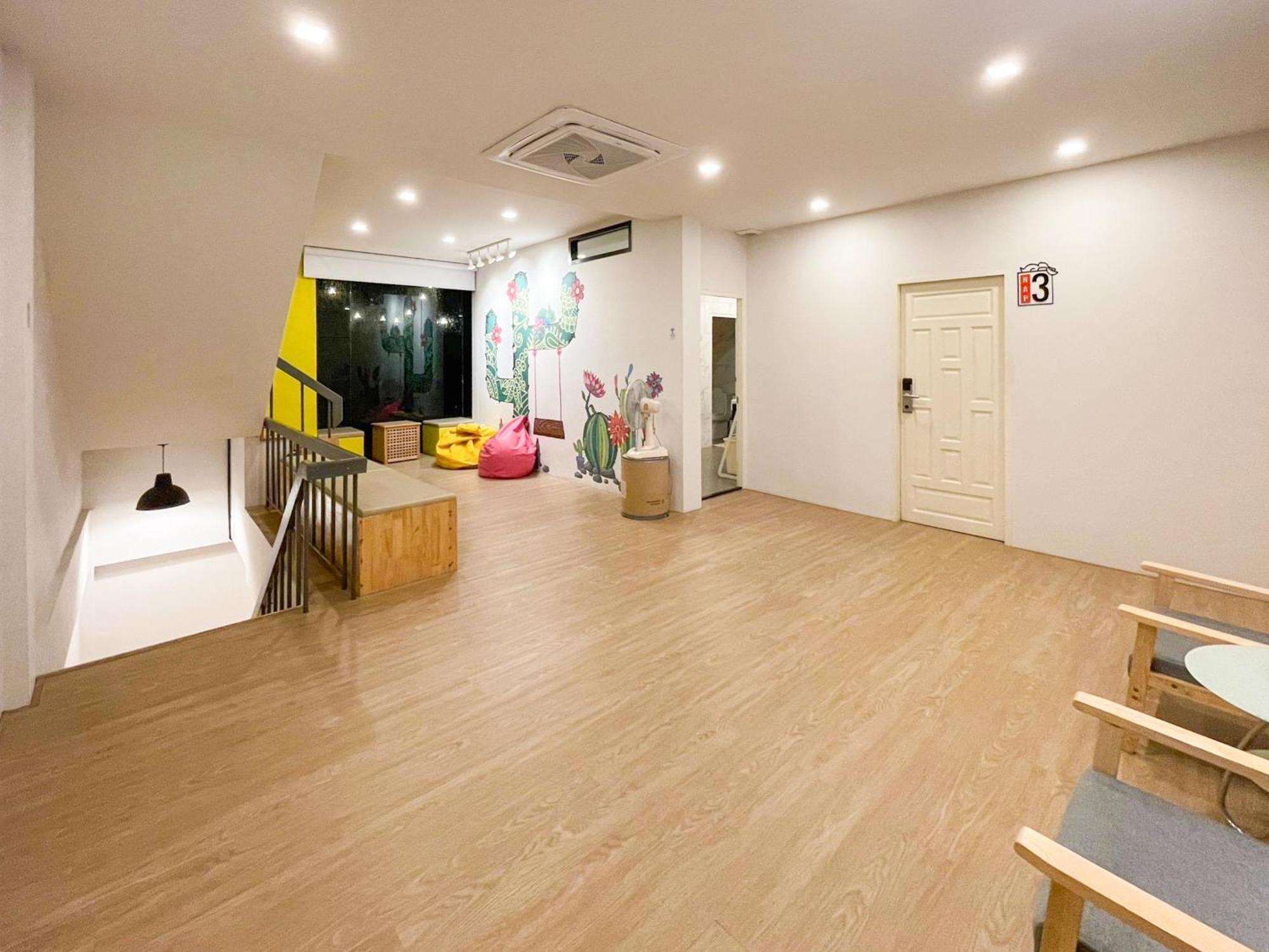 Paknap Hostel 난 외부 사진